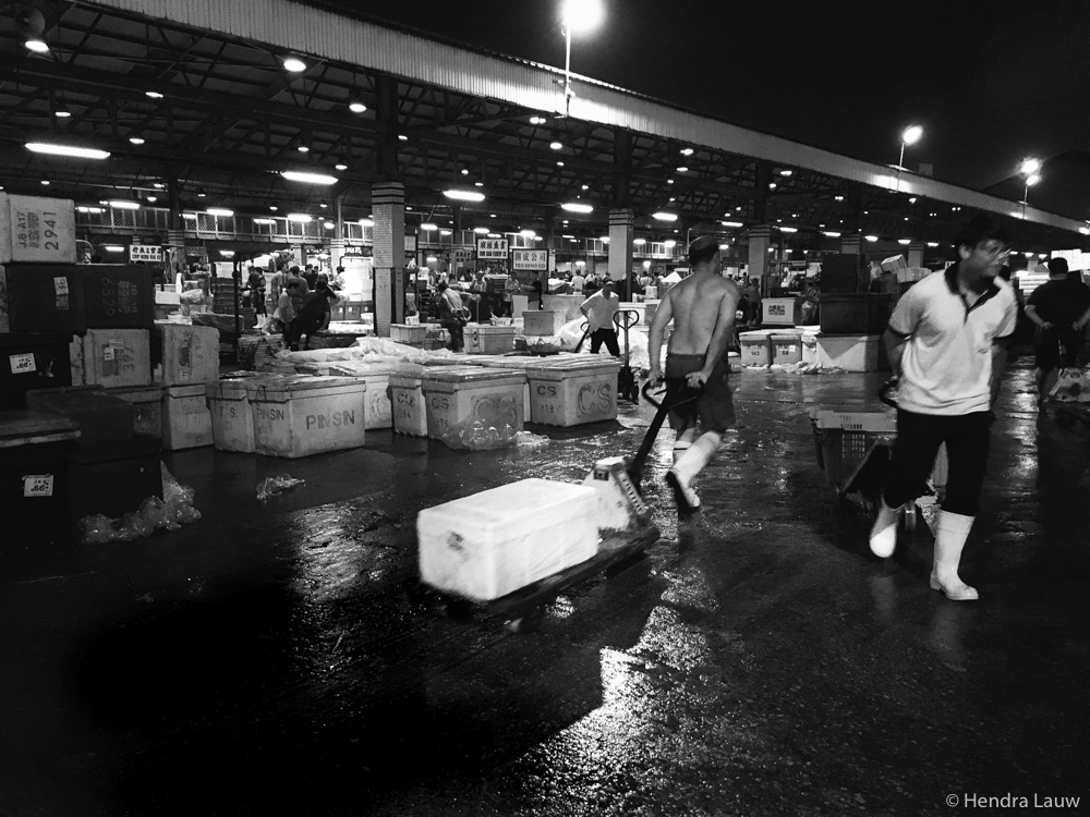 Jurong Fishery Port by Hendra Lauw