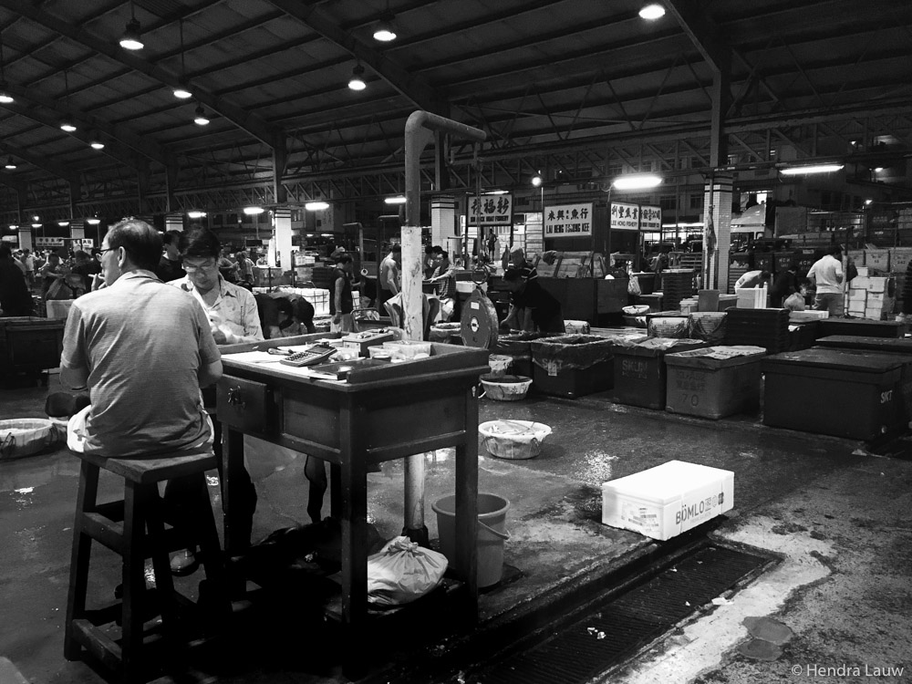 Jurong Fishery Port by Hendra Lauw